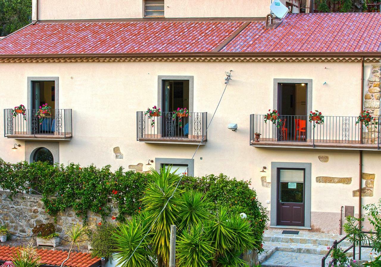 B&B Loreto Sant'Angelo di Brolo 外观 照片